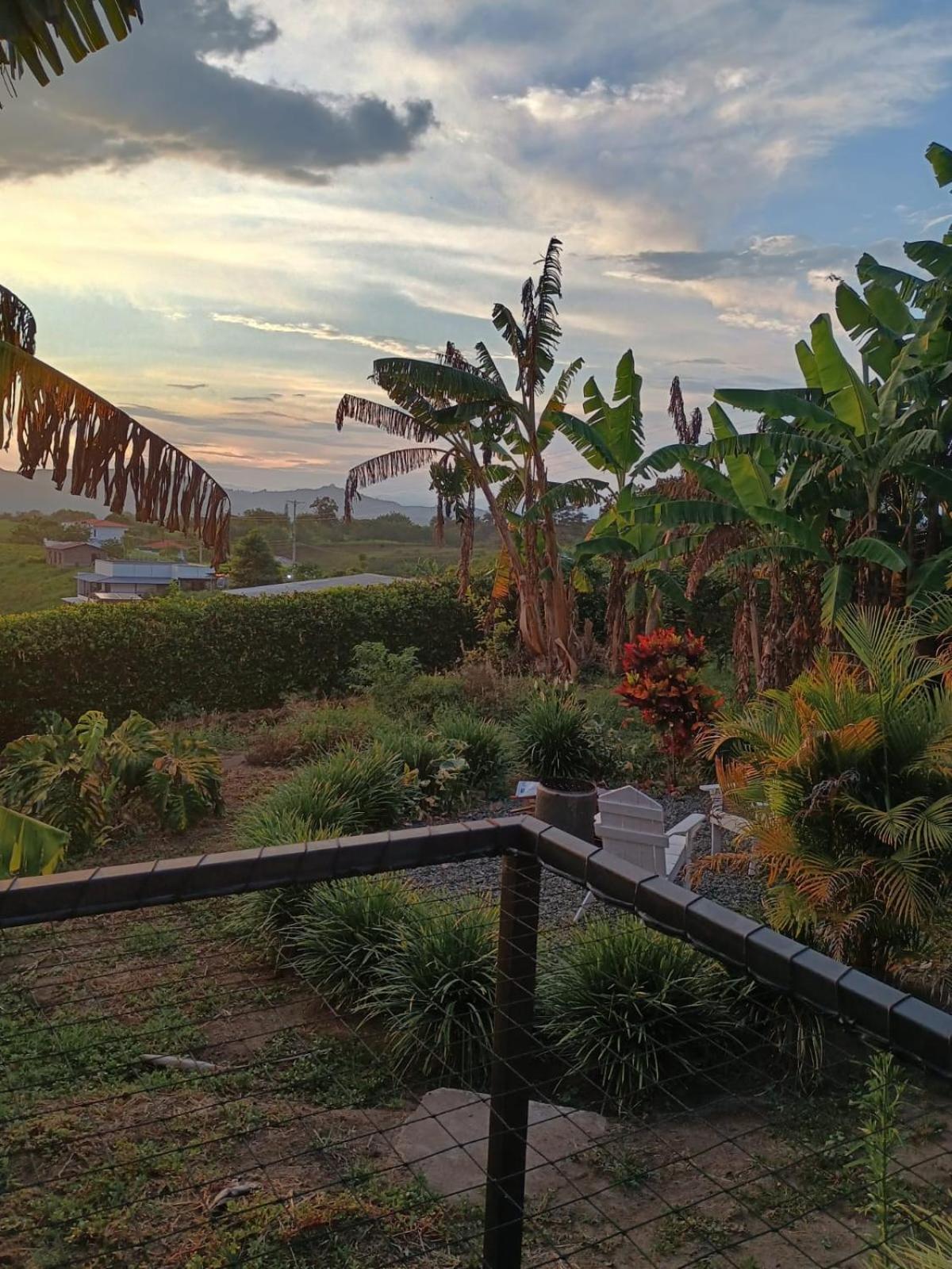 Orange Glamping Villa Quimbaya Luaran gambar